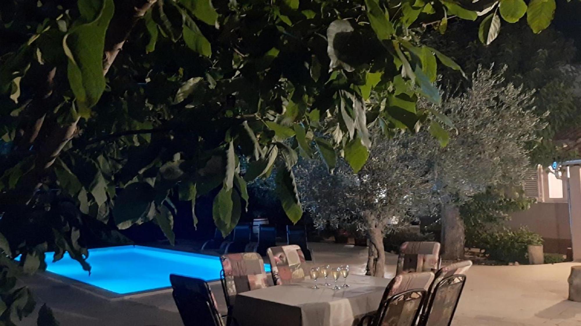 Jadreški Ferienhaus Aqua Mit Pool מראה חיצוני תמונה